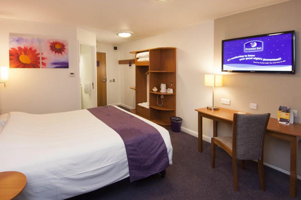 Premier Inn Hatfield Esterno foto