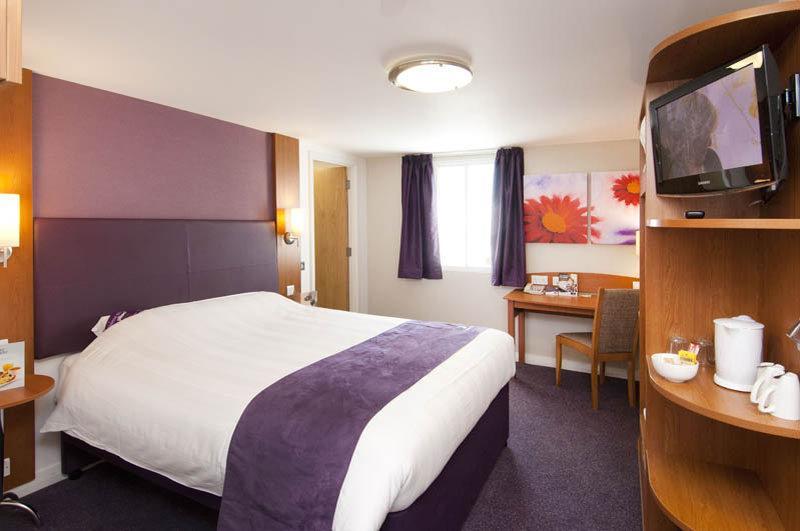 Premier Inn Hatfield Esterno foto